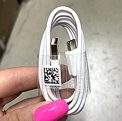 cablu de încărcare de 1,2 metri.