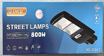 Lampă stradală solară LILU de 800W.