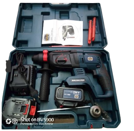 Ciocan rotopercutor cu acumulator 36V German Meister, set complet