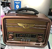 Radio retro RX-BT939