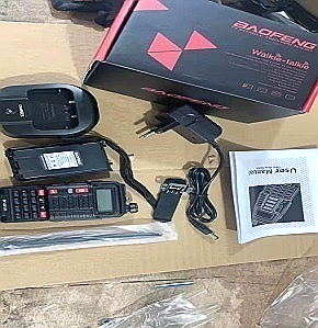 Stație radio portabilă UV-10R