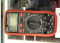 Multimetru digital VC61