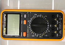 Multimetru digital DT-890D